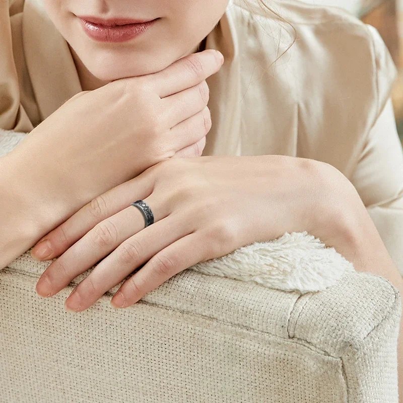 Smart Ring Heart Rate Blood Pressure Blood Oxygen Sleep Monitoring Step Counting Activity Tracking Family Friends Sharing Ring
